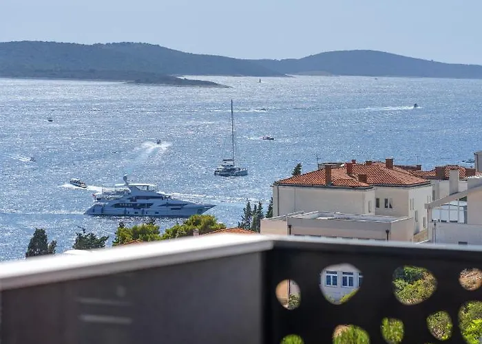 Sun&lux - Hvar Apartment *